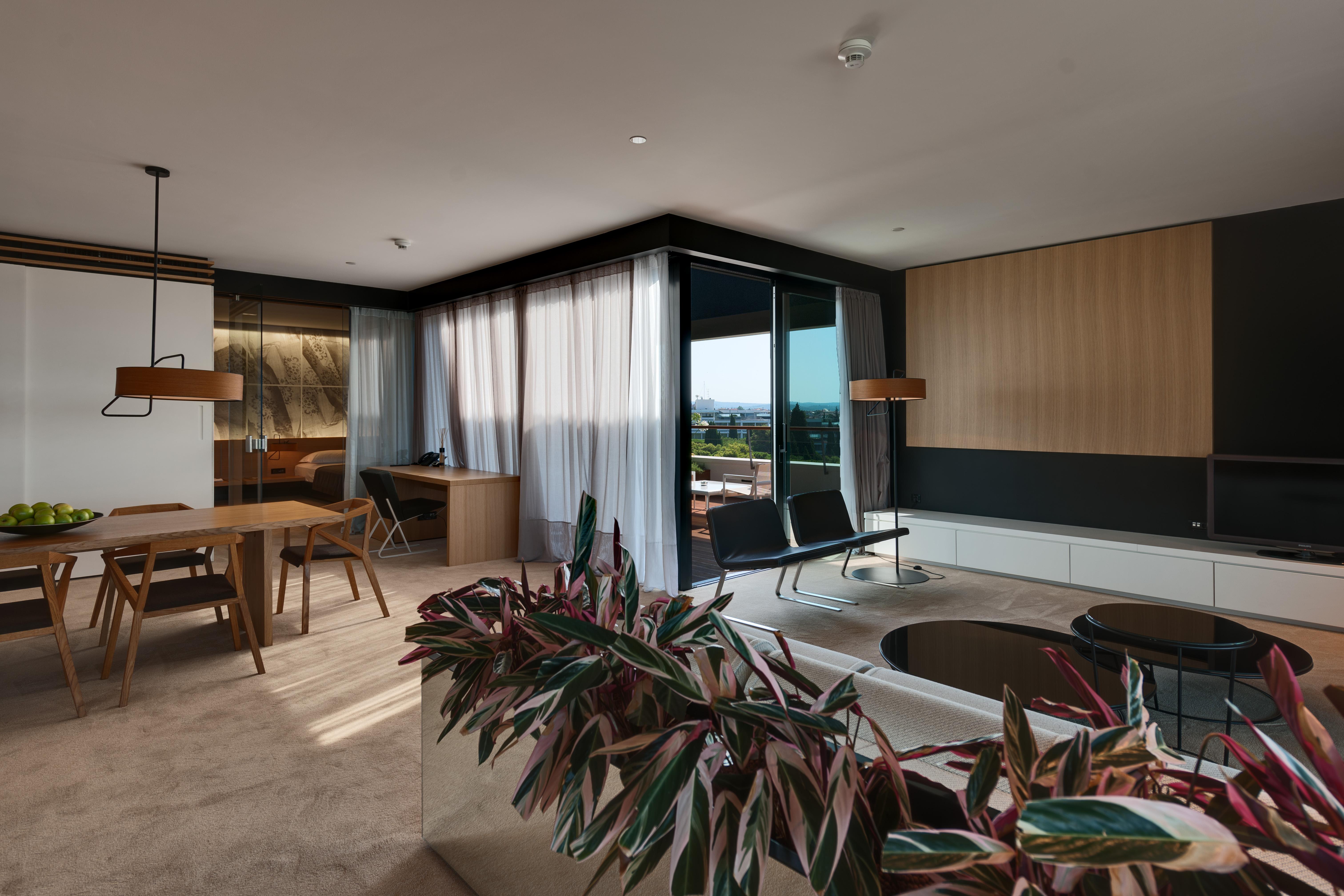 Lone Hotel By Maistra Collection Rovinj Ngoại thất bức ảnh Interior of a typical apartment