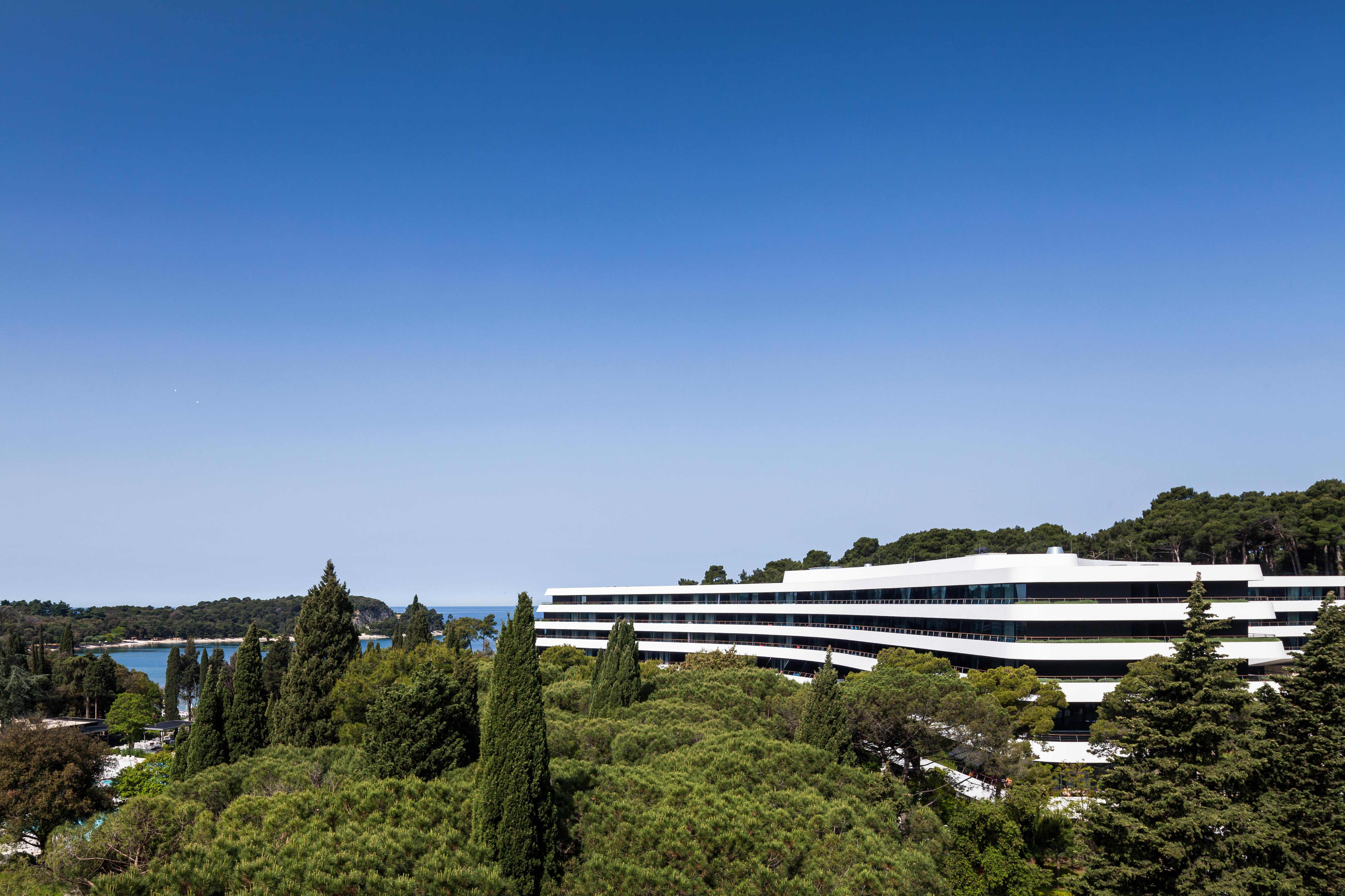 Lone Hotel By Maistra Collection Rovinj Ngoại thất bức ảnh The campus of the University of Patras