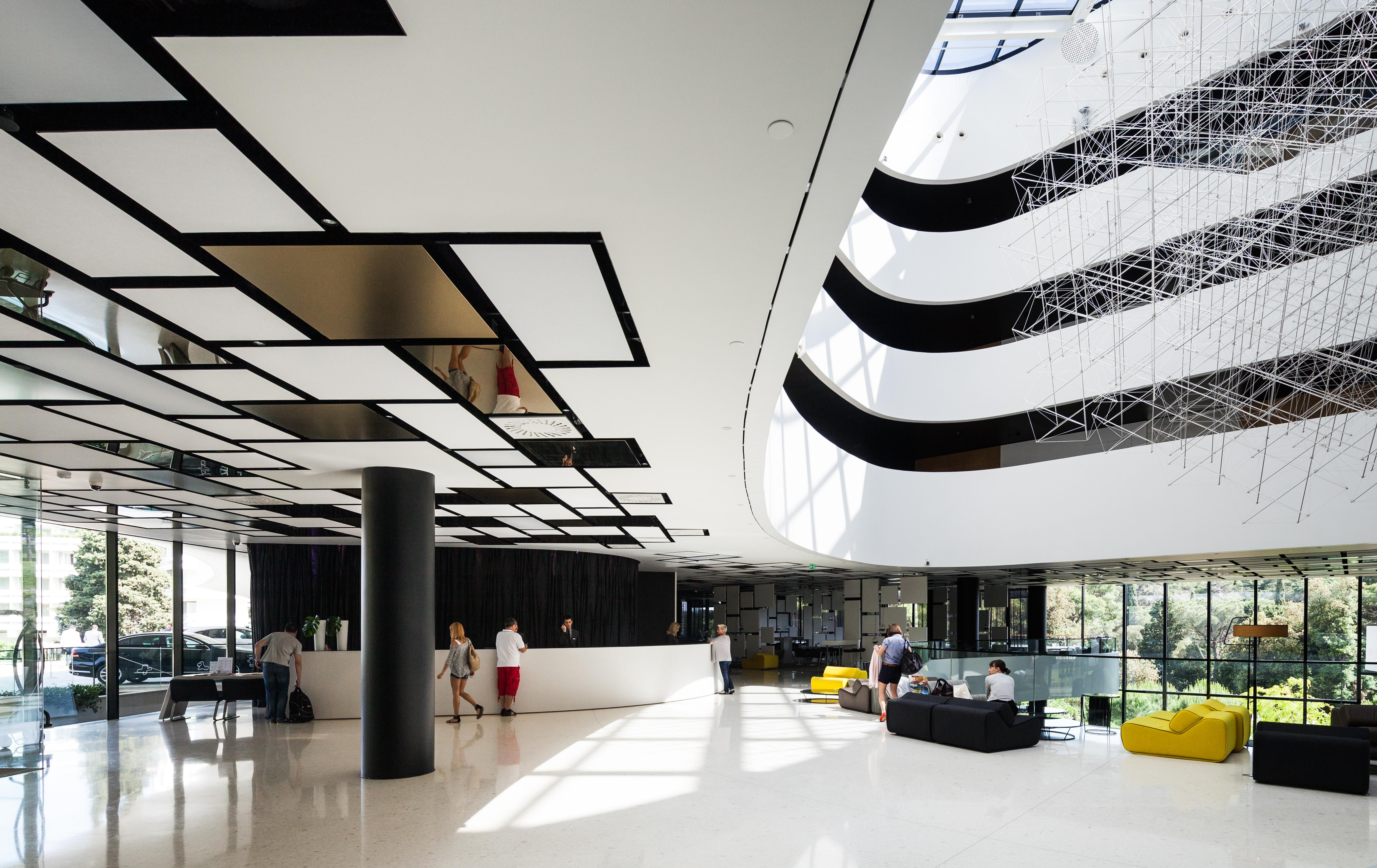 Lone Hotel By Maistra Collection Rovinj Ngoại thất bức ảnh The interior of the building