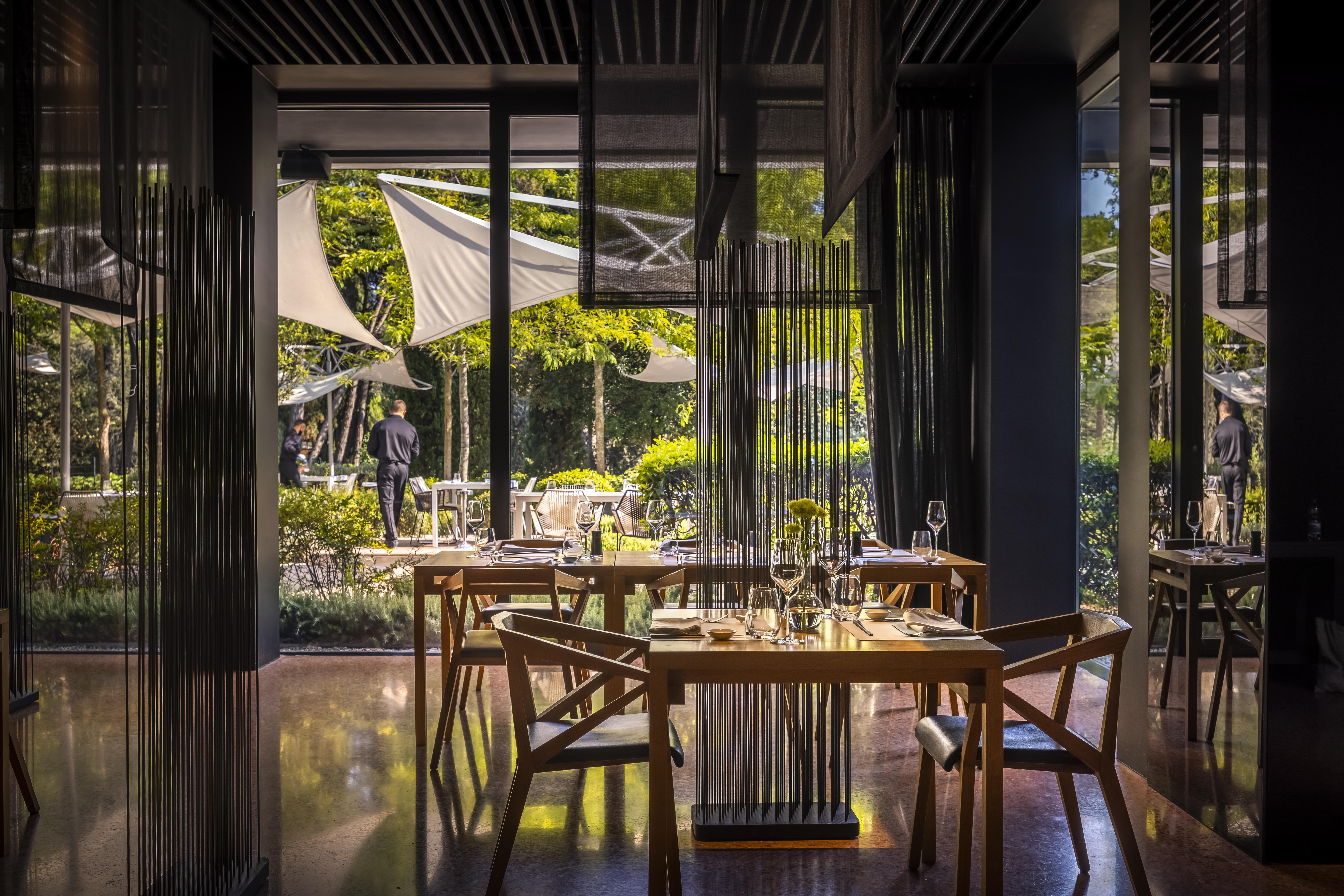 Lone Hotel By Maistra Collection Rovinj Ngoại thất bức ảnh The interior of the restaurant